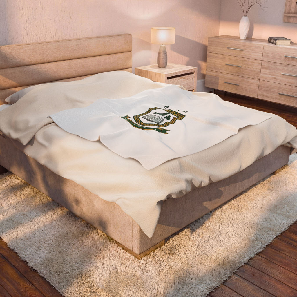 Celtic Academia Crest Blanket | Irish Heritage, Emerald Dark Academia